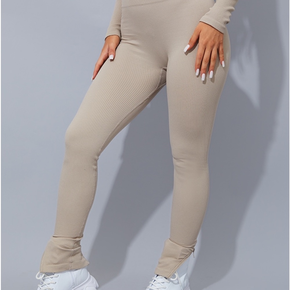 Prettylittlething Set - image 2